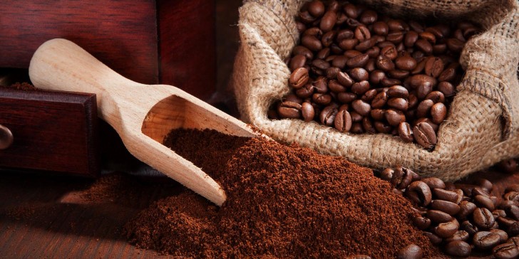 Café Molido: El café molido rico y aromático
