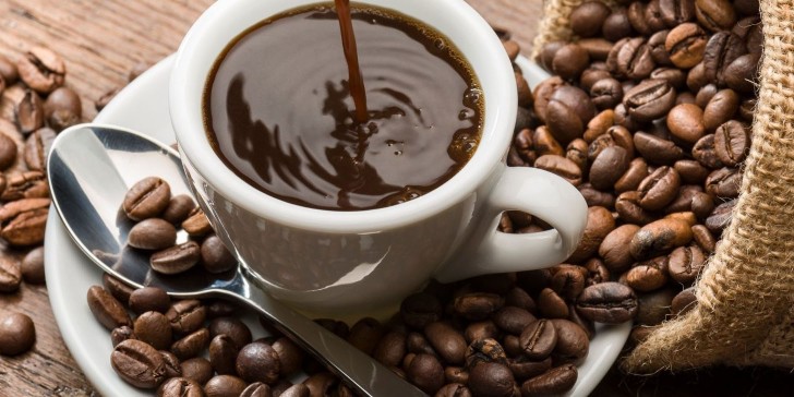 ¿Cuánta cafeína tiene una cucharada de café?